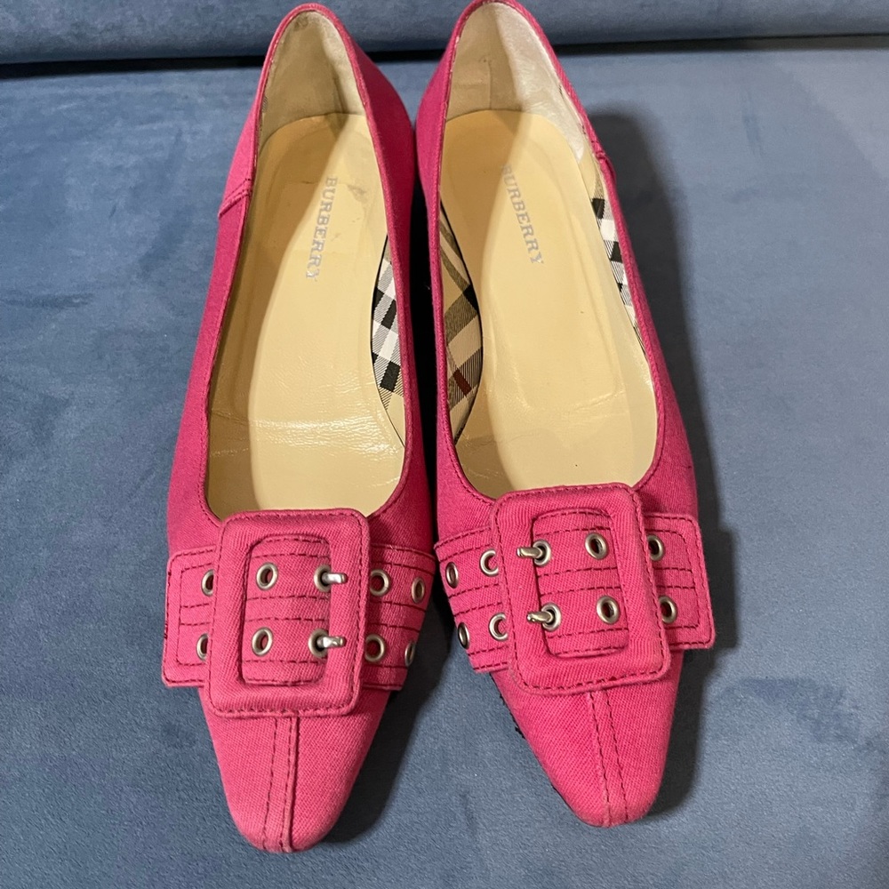 Burberry Pink Flats